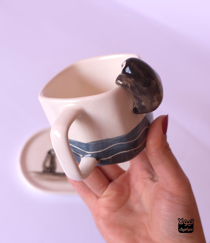 ماگ سرامیکی دستساز با سینی طرح سه پنگوئن مناسب چای و قهوه